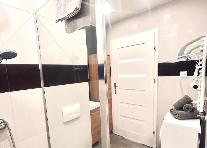 Downtownapartments Andy Air-conditioned, Underground Parking Available * Ряшів