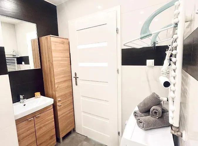 Апартаменти Downtownapartments Andy Air-conditioned, Underground Parking Available *